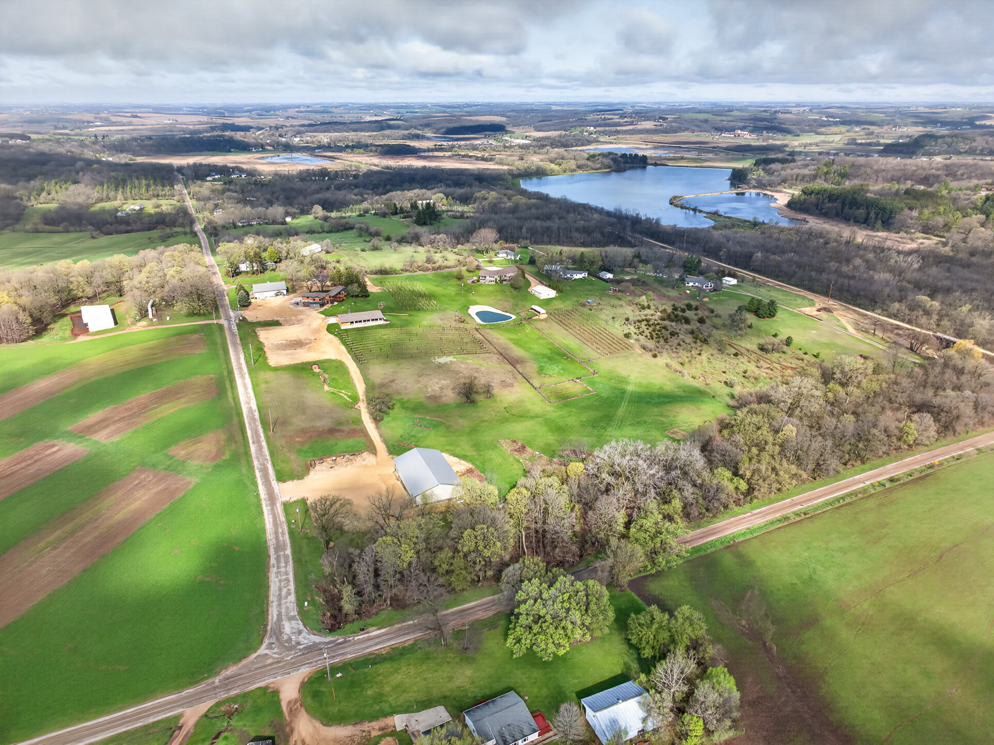 W8170 Pilz Rd-65 1.jpg