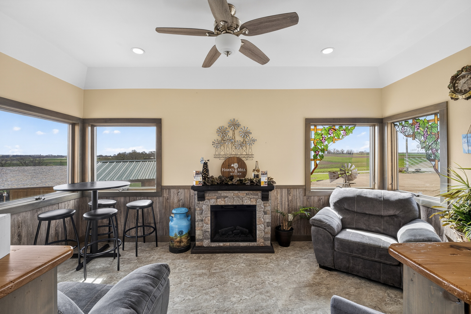 W8170 Pilz Rd-11.jpg