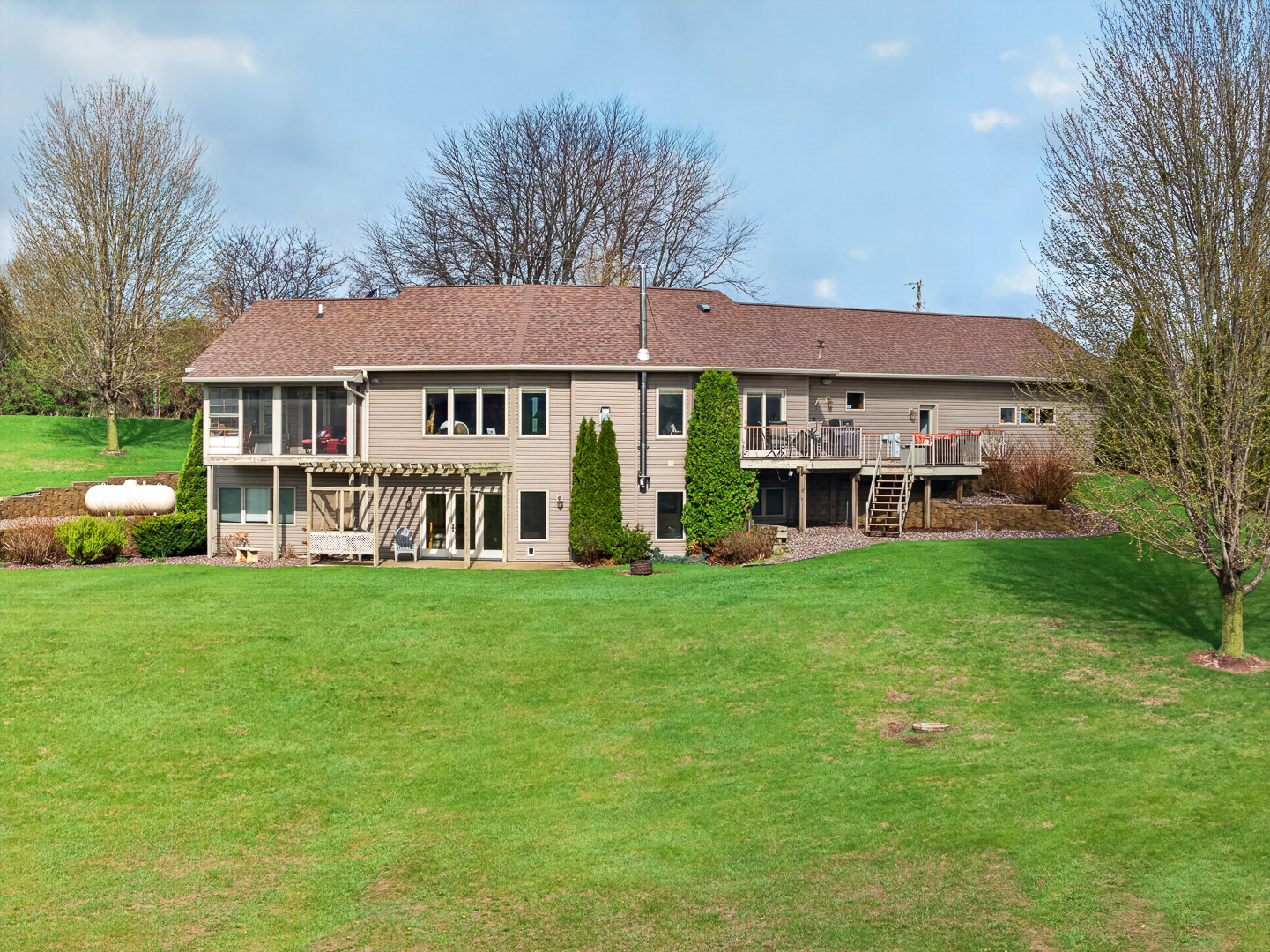 W8170 Pilz Rd-72.jpg