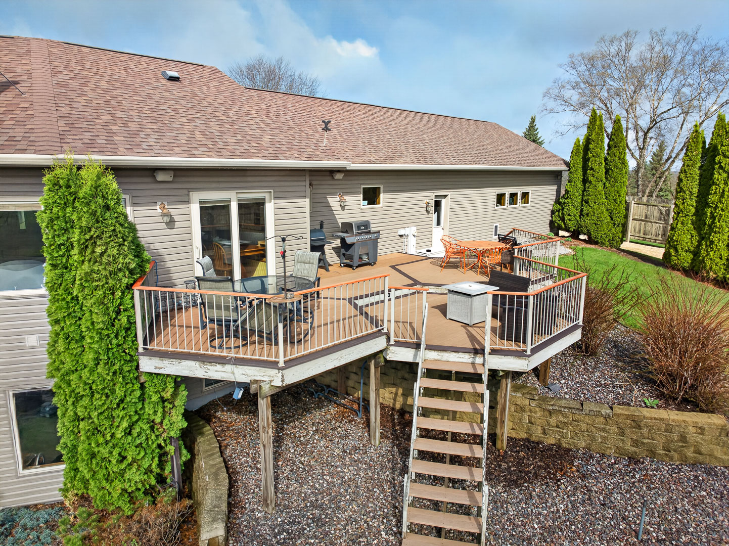 W8170 Pilz Rd-73 1.jpg