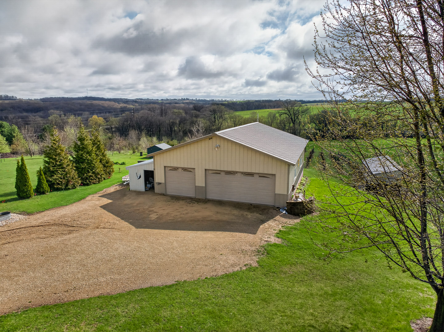 W8170 Pilz Rd-76.jpg