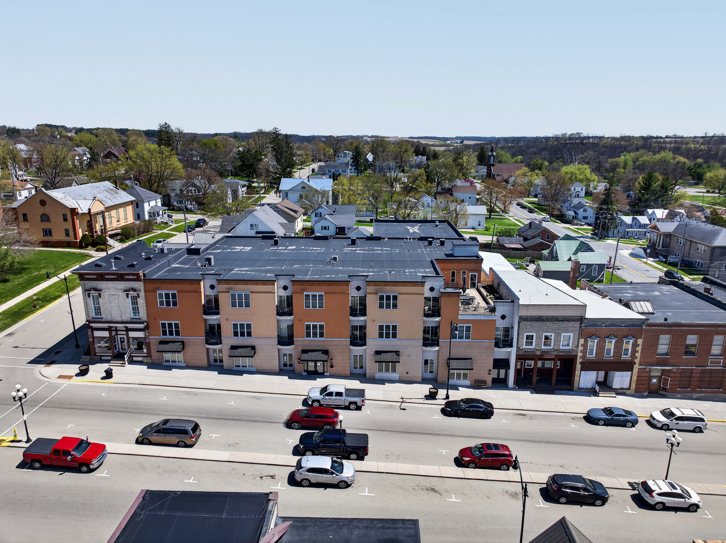 435 Main St-3.jpg