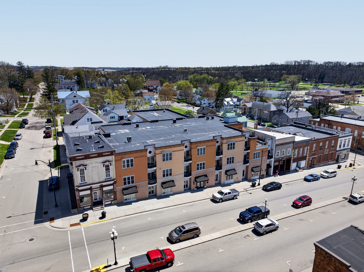 435 Main St-4.jpg