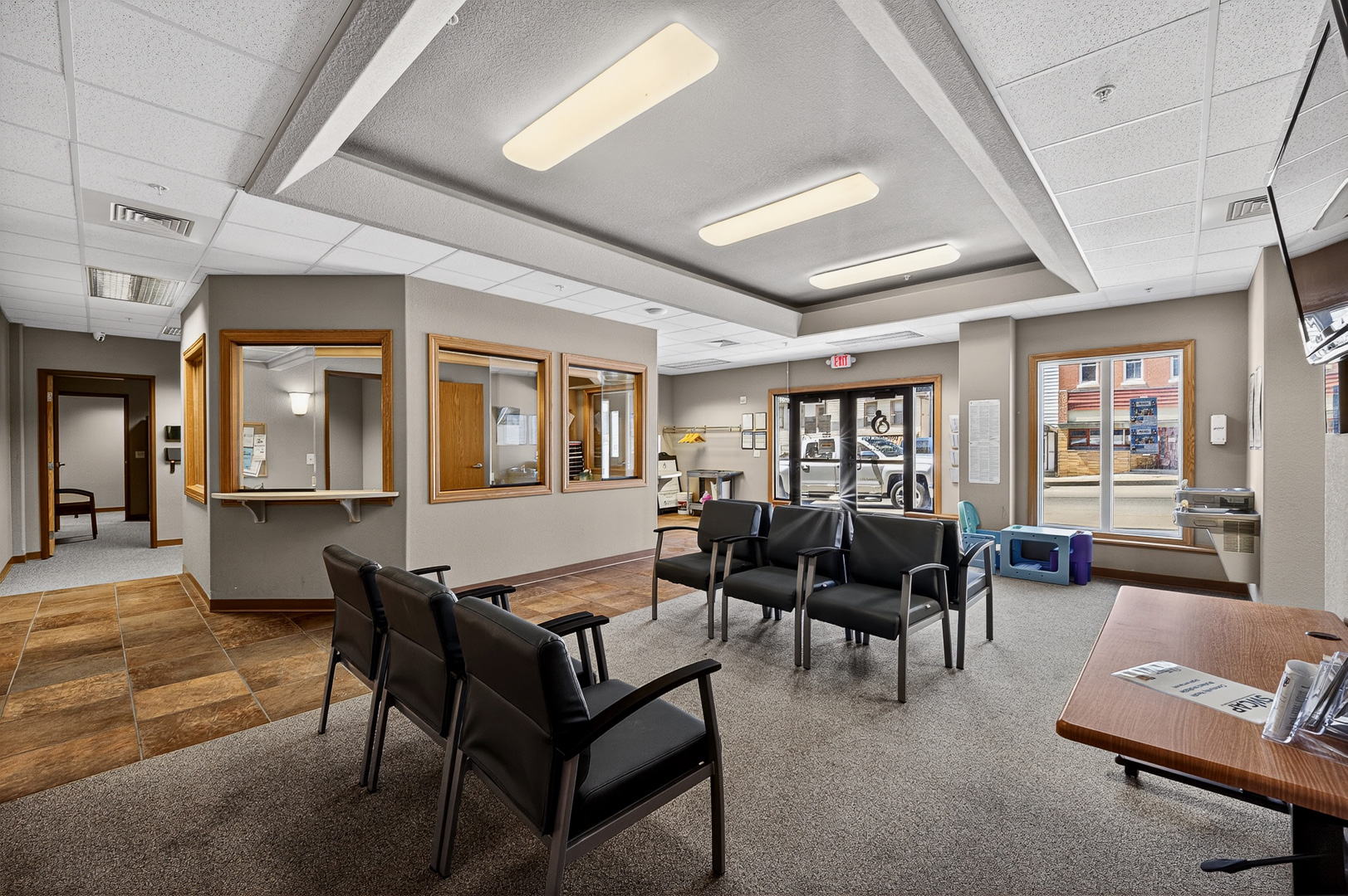435 Main St-13.jpg