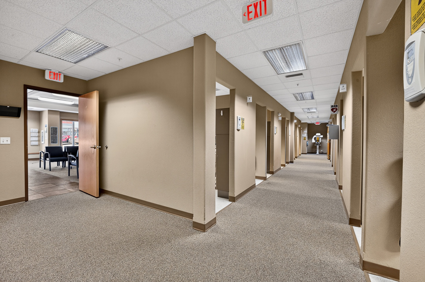 435 Main St-34.jpg