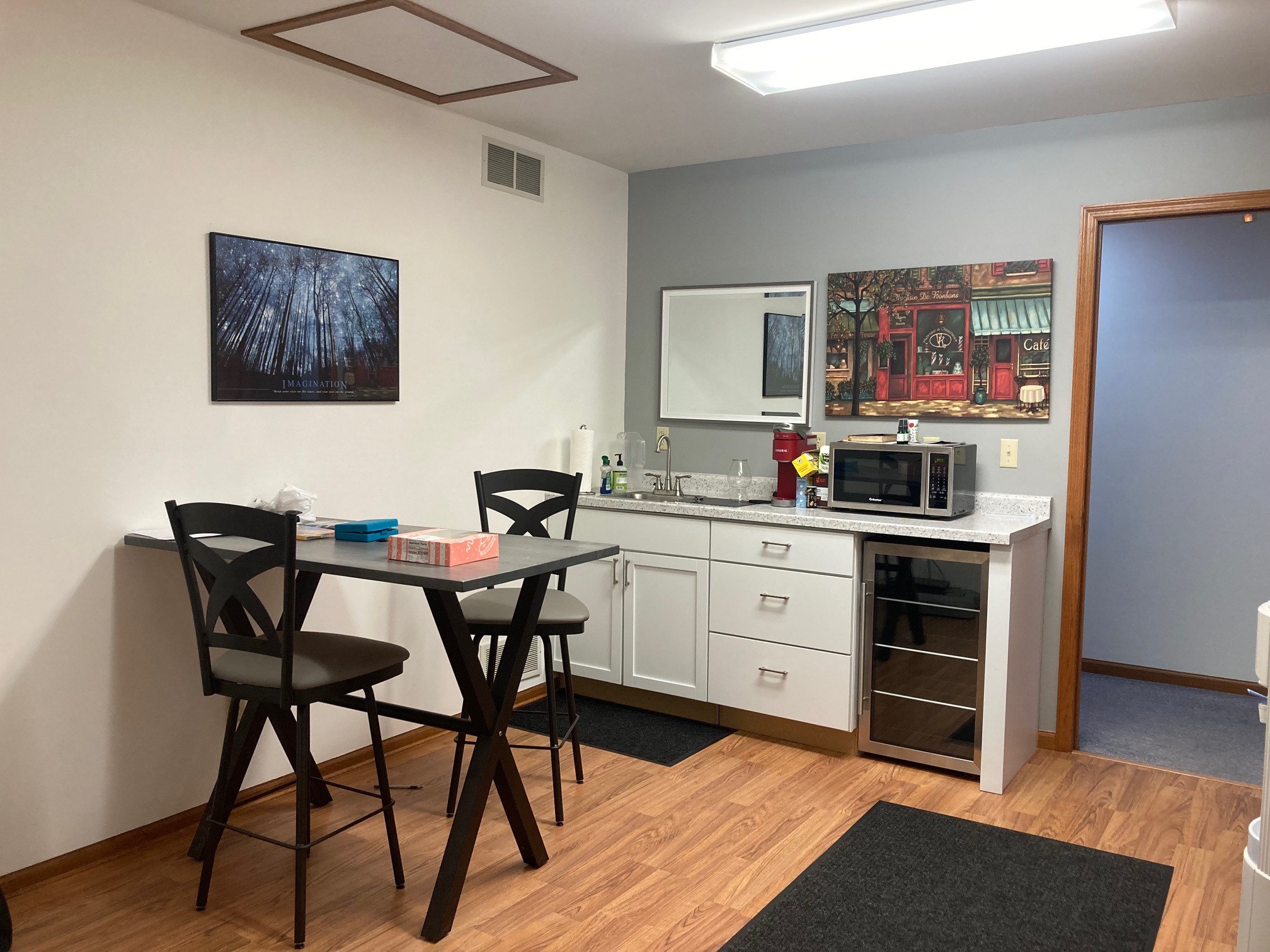 115 Enterprise Dr - Pic 6.jpg