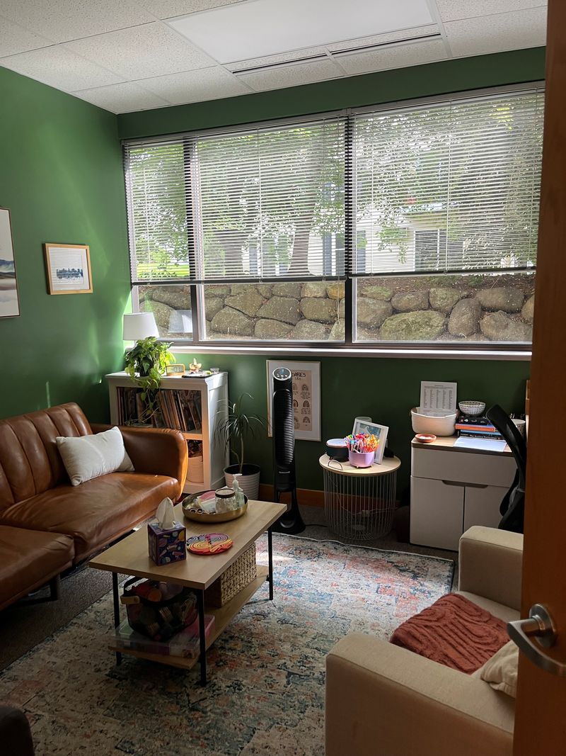 Office 2.jpeg