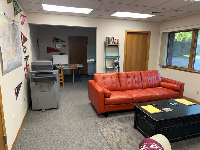 Office Area 1.jpg