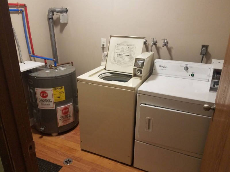 Laundry room .jpg