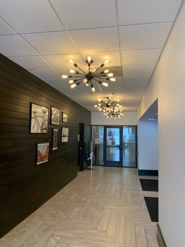 345 W Washington - Interior 7.jpg