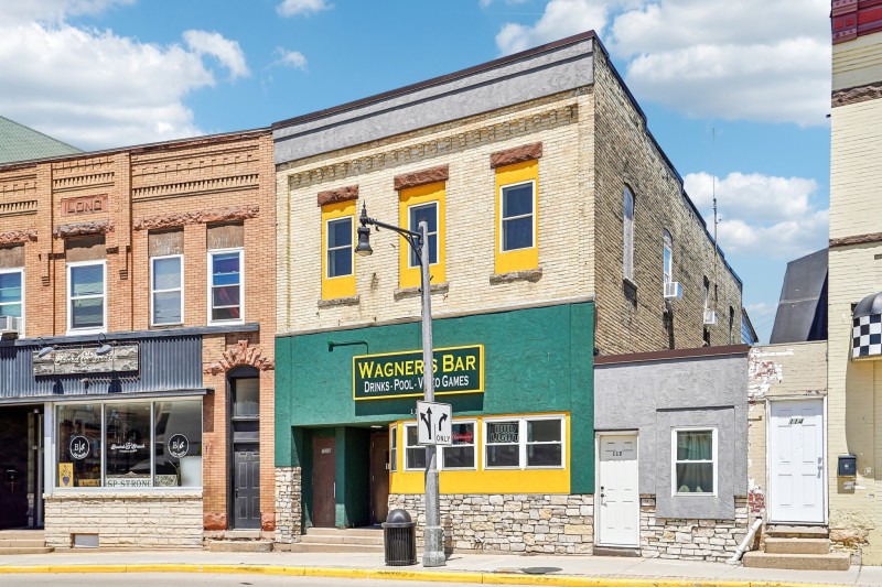 5-web-or-mls-E Main St-S0406-005.jpg