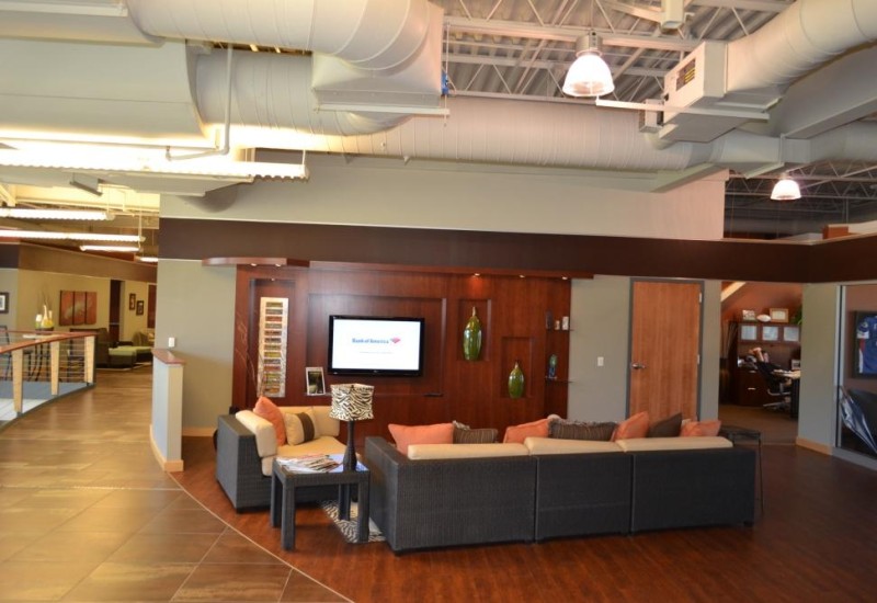 Lobby Sitting area.jpeg