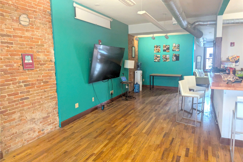 Interior 3.png