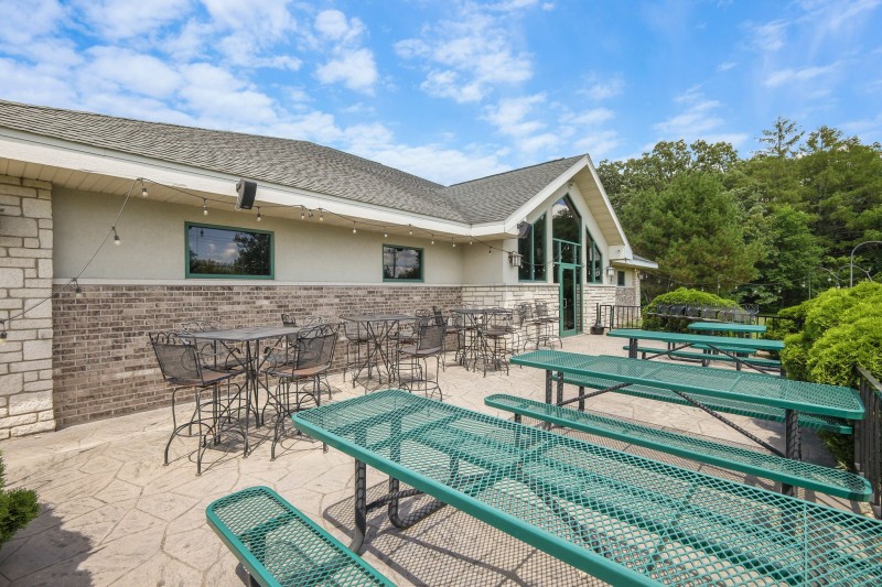 patio 1.jpg