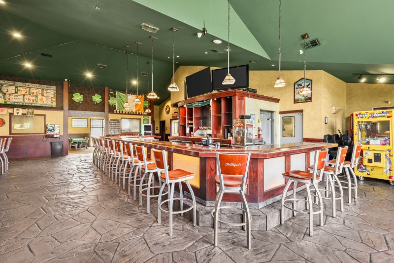 bar 2.jpg