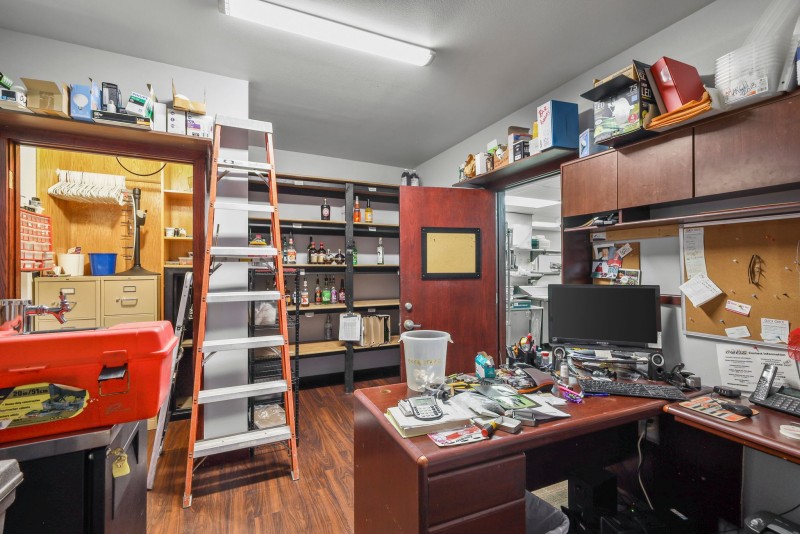 office.jpg