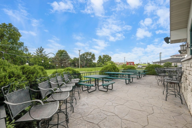 patio 2.jpg